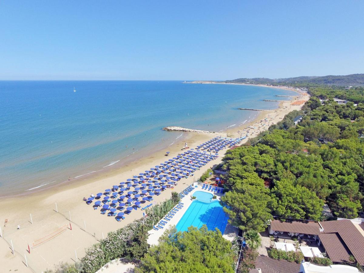 Hotel Gabbiano Beach Vieste Exterior photo